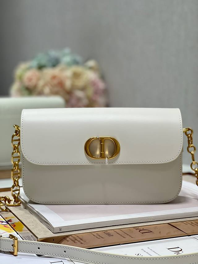 6.18 promotion, white 590 original quality, support return and exchange 30 Monta