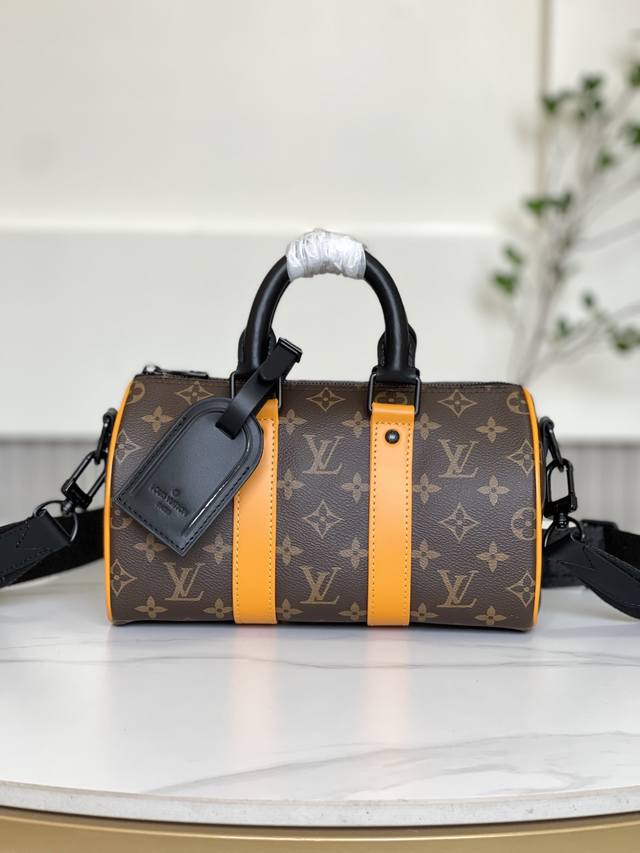 Big Sale Brand new bag not returnable 46687 25 X 15 X 11 cm Length X Height X Wi