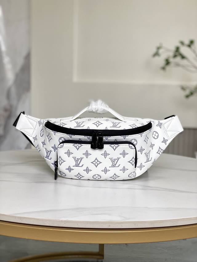 Big Sale Brand new bag no returns 25227 30 X 15 X 8 cm Length X Height X Width M