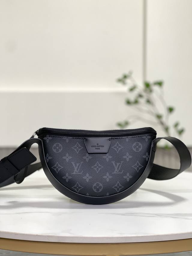 Big Sale Brand new bag no returns 23835 24.5 X 16 X 4.5 cm Length X Height X Wid