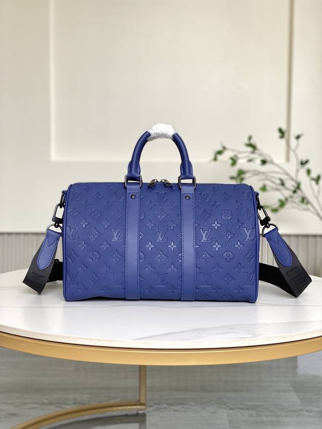 Big Sale Brand new bag not returnable 11691 34 X 21 X 16 cm Length X Height X Wi