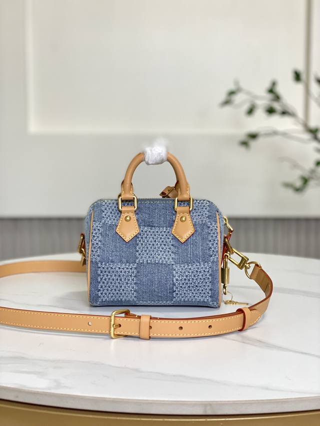 Big Sale Brand new bag no returns 40682 18 X 12 X 10 cm Length X Height X Width