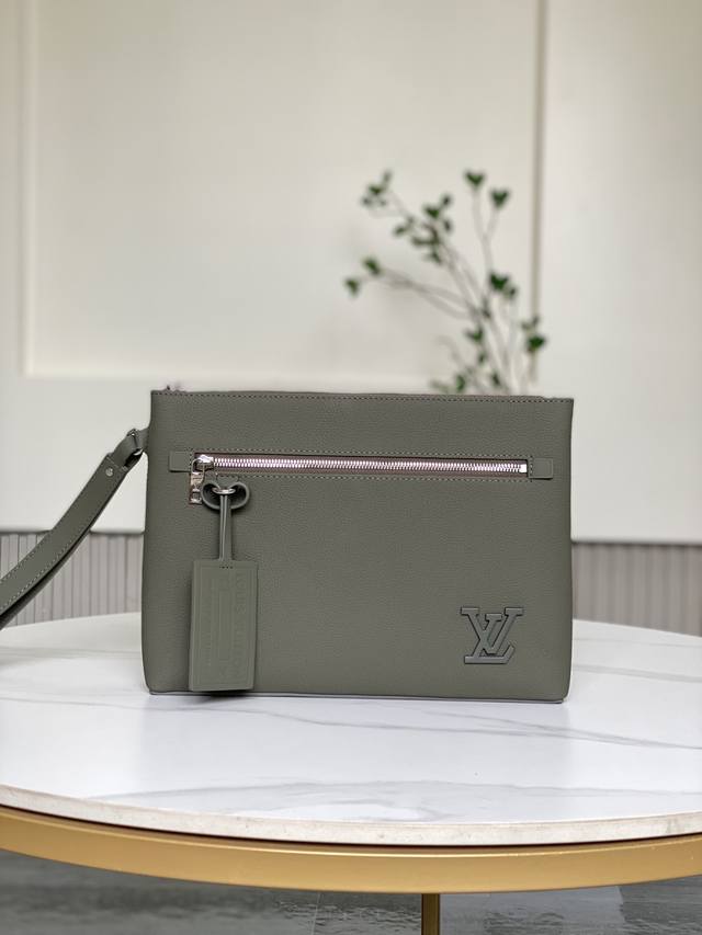 Big Sale Brand new bag not returnable 81735 Large Clutch Original Green 30 X 22