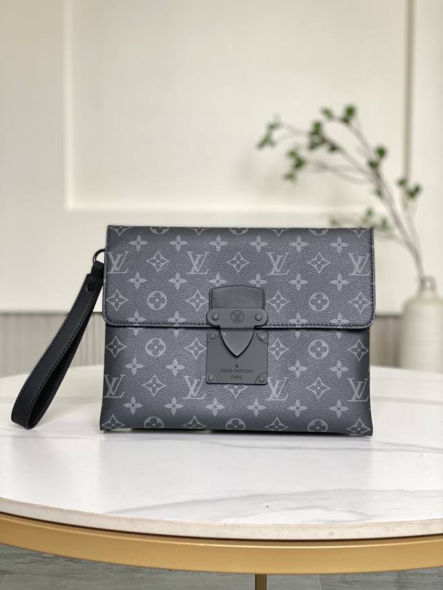 Big Sale Brand new bag not returnable 82598 28 X 22.5 X 3.5 cm Length X Height X