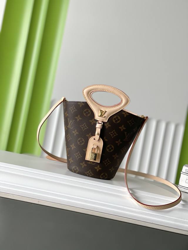 factory price. Highest version original leather top original single with counter