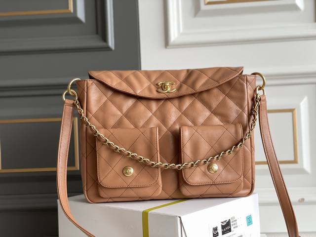 Top grade cowhide Brand new without quality problems No gift box with cloth bag