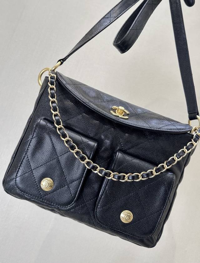 Model No. 5385 This bag is so special! It is square and has two small pockets. I
