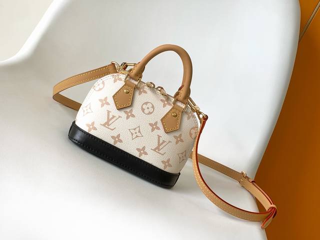 60960 White Mini Shell Bag Top Original Single Real Shot M82717 Old Flower Patte