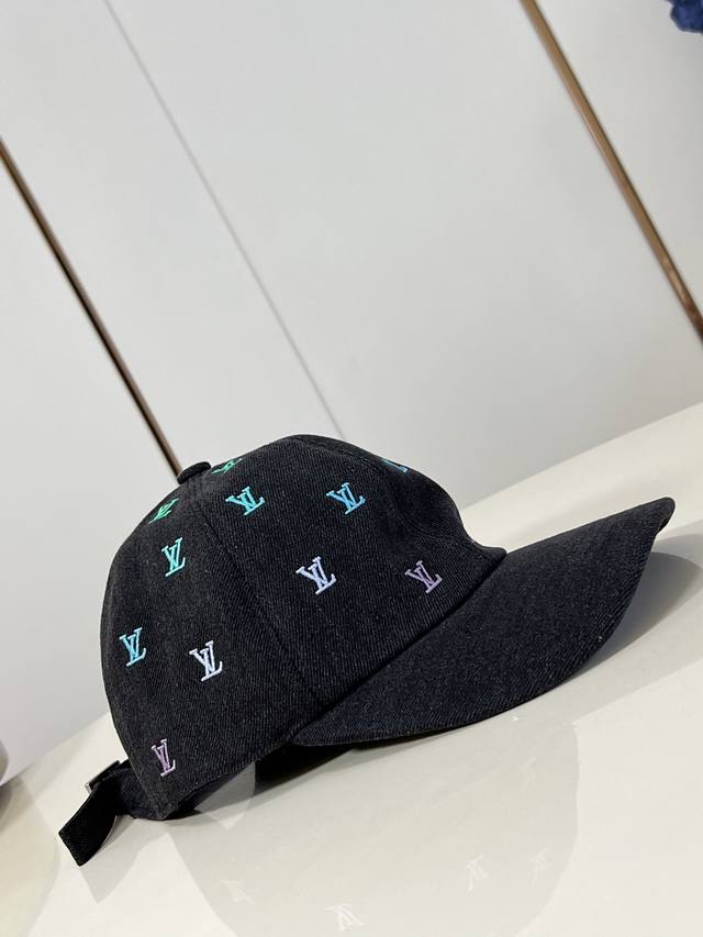 Factory Price P Top Original M7974 Lv Blason Shading Denim Hat Dyed in deep tone