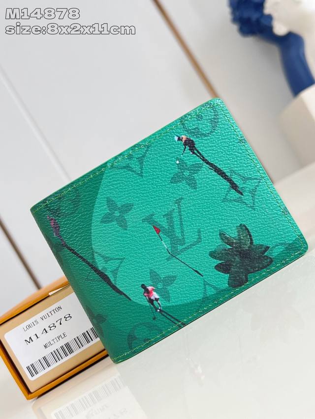Factory Price P Top Original M14878 Green This Slender Wallet is from the Father