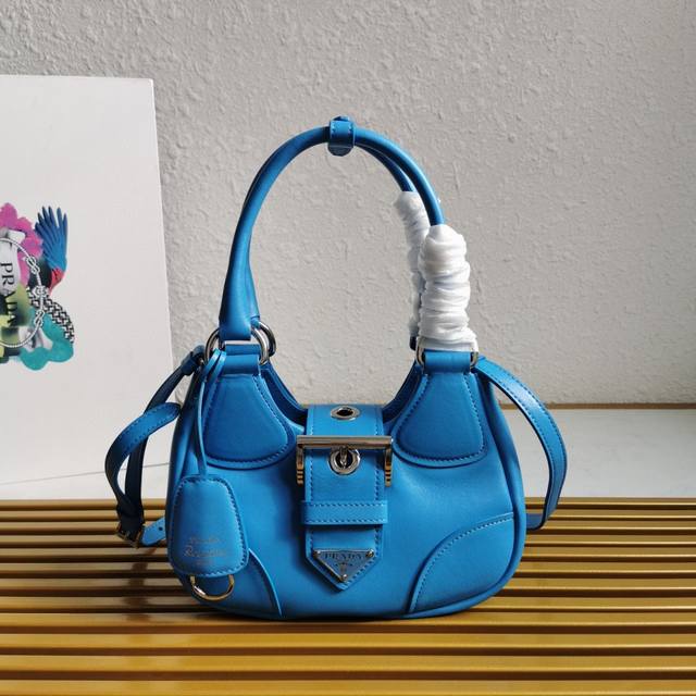 Top original {lambskin} Prad