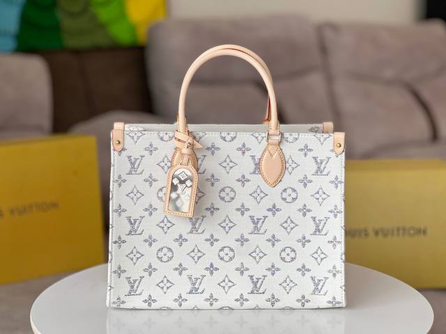 Top original, all-steel hardware, variable chip M24708 white denim Square bag mo