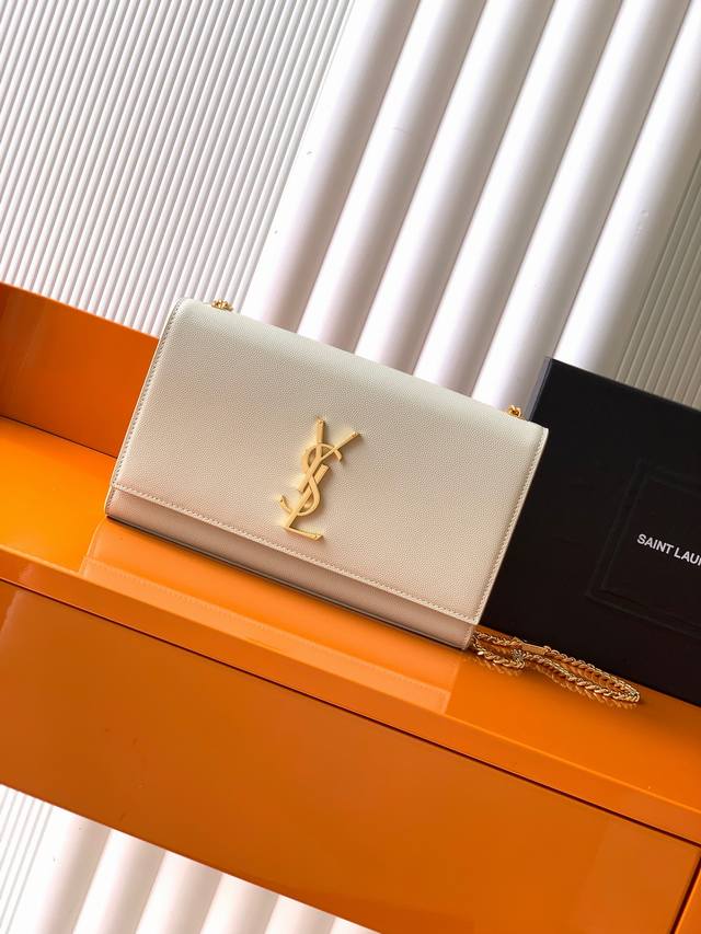 P Exclusive background white ball pattern gold Y's most classic style Kate chain
