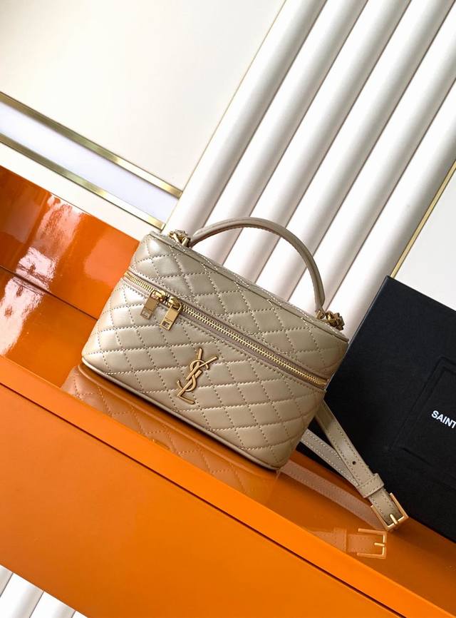 P Exclusive Background Lambskin Apricot Gold The latest hot-selling lambskin lea