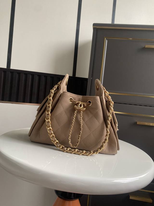 In stock~ Mini Chanel 25A Spring and Summer Denim New Hippie Shiny Black and Gol