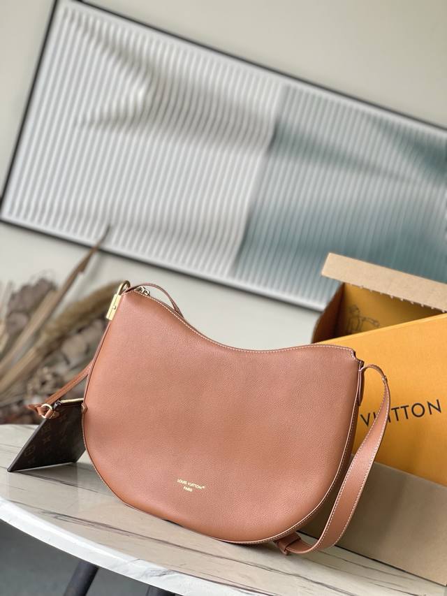 Top-grade original leather M14642 Launched Lowkey Cookie medium handbag, with el