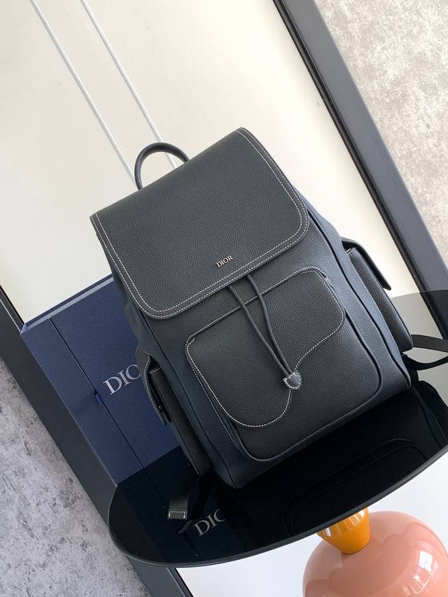 Original This Saddle backpack features a stylish, original design that reflects