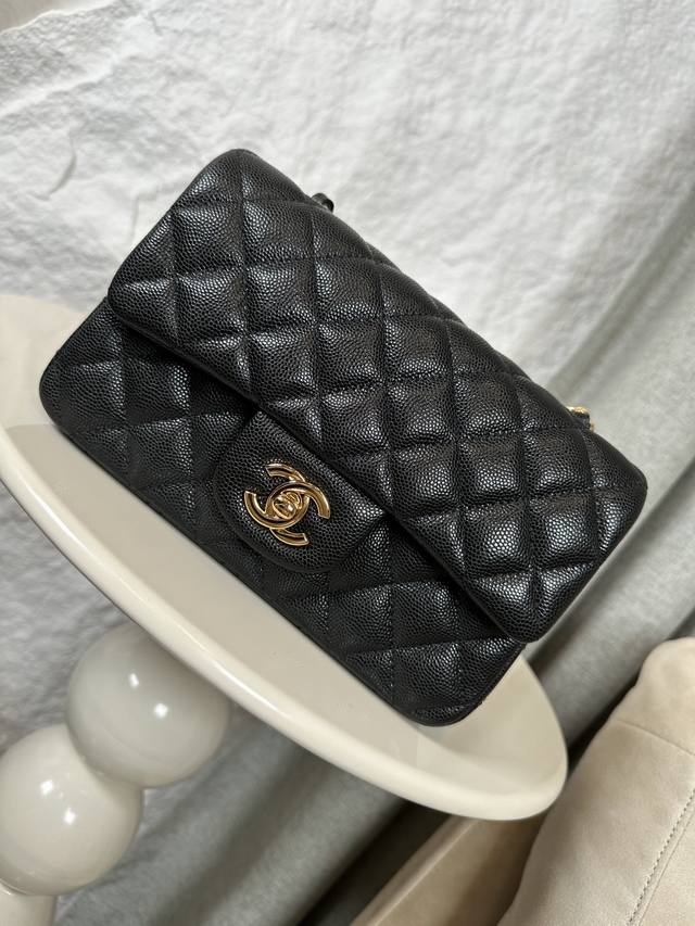 Upgraded version Full name Classic Fla0 Fine ball grain Size: 12*20*6Cm Leather: