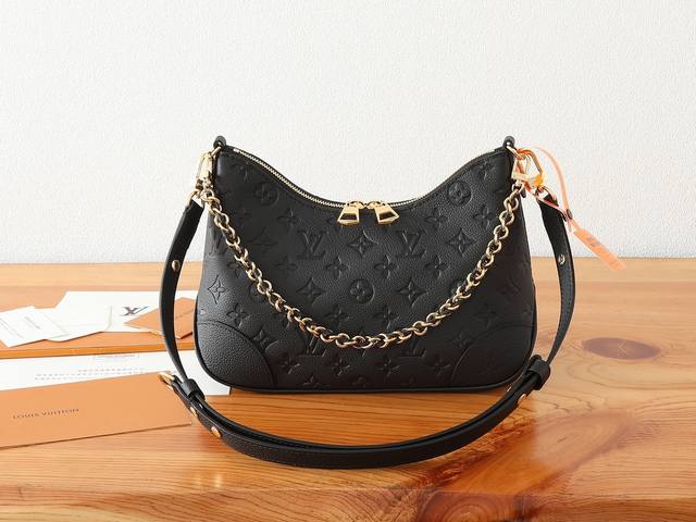 P The top-grade original and enhanced Boulogne handbag with variable chip versio