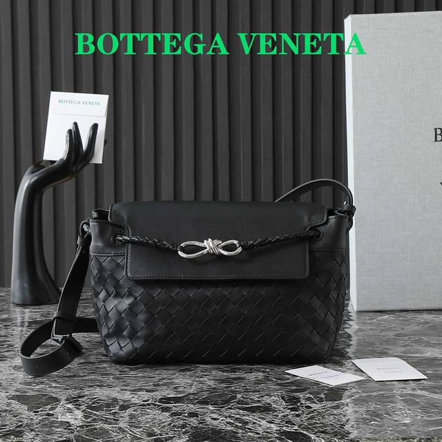 Style number: 815781 Bv's different Andiamo, the new size is amazing~ Bv Andiamo