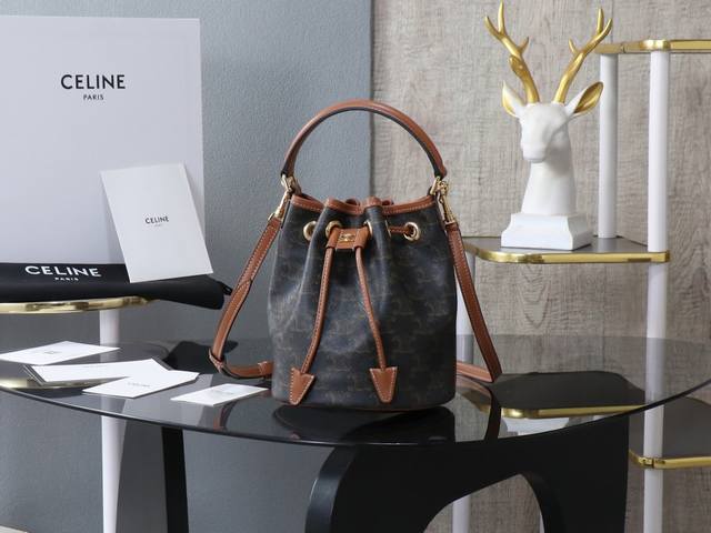 Reference: 121672Cas.04Lu Premium quality steel hardware 6.3 x 7.5 x 6.3 inches