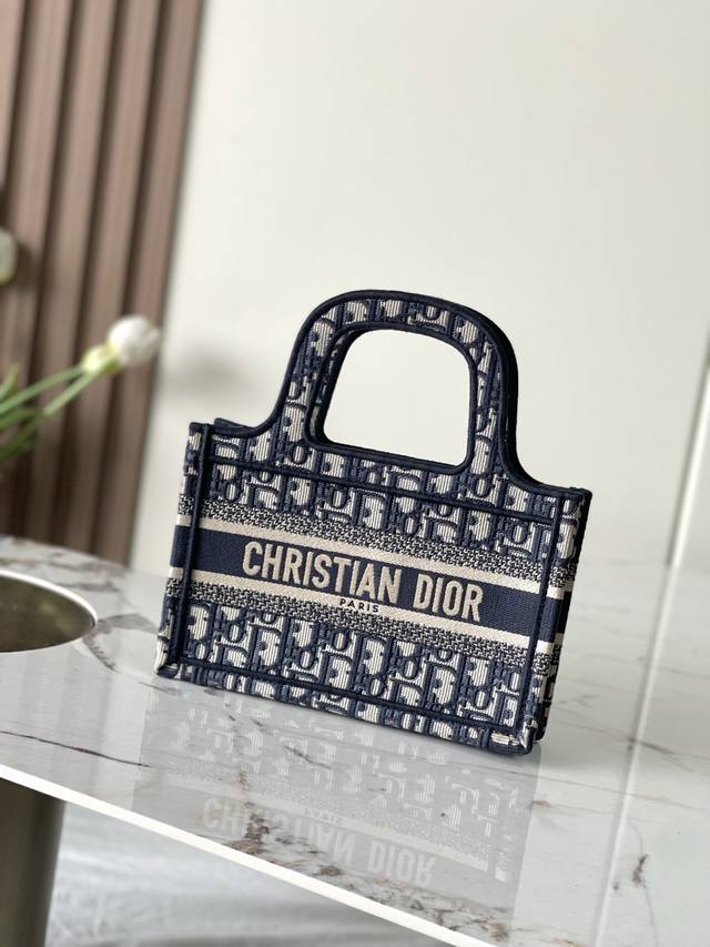 Dior 1:1 counter genuine top imported original embroidered shopping bag model nu