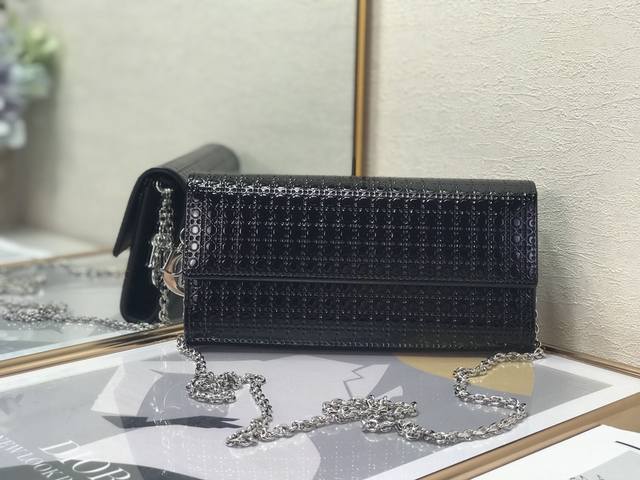 Top original hot sale 2251 Dir pressed chain bag 21Cm