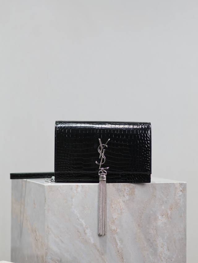 Genuine Timeless classic black silver buckle crocodile pattern Kate_tassel chain