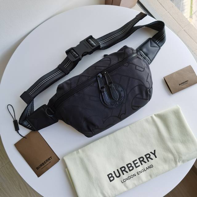 The latest Burberry waterproof waist bag draws on the street style of the 1990s.