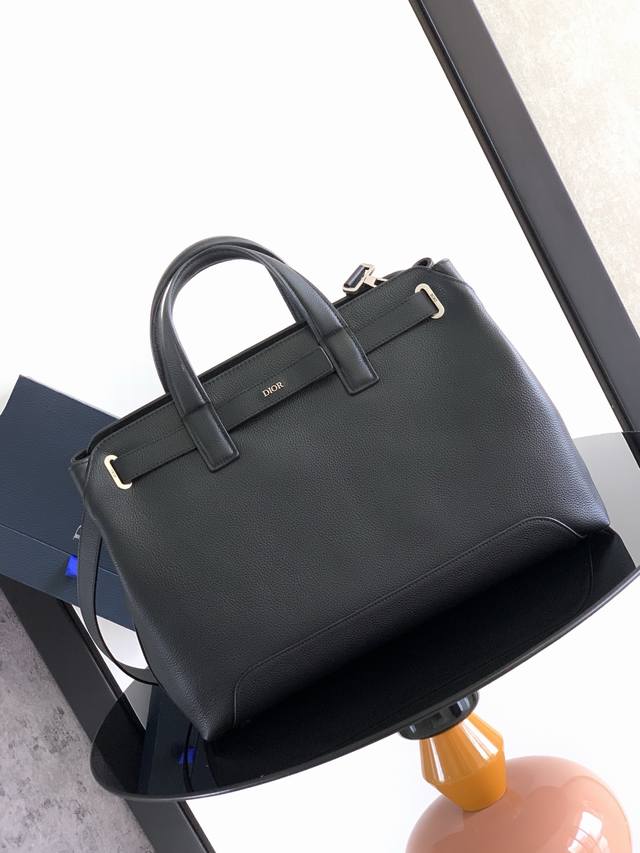 High version The Dior Normandie bag combines practical design with Dior's coutur