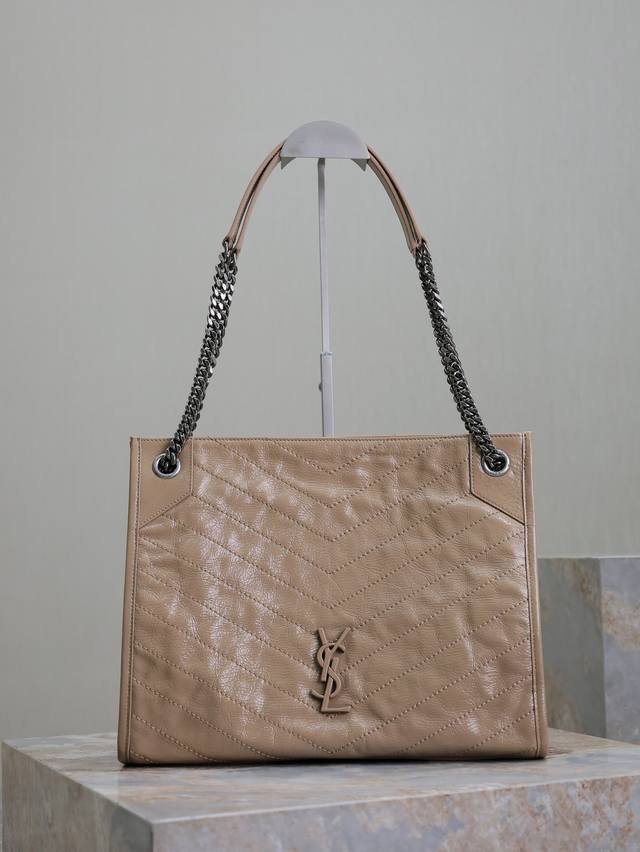 Apricot Niki Shopping Bag_ Made from Italian imported wrinkled waxed cowhide, th