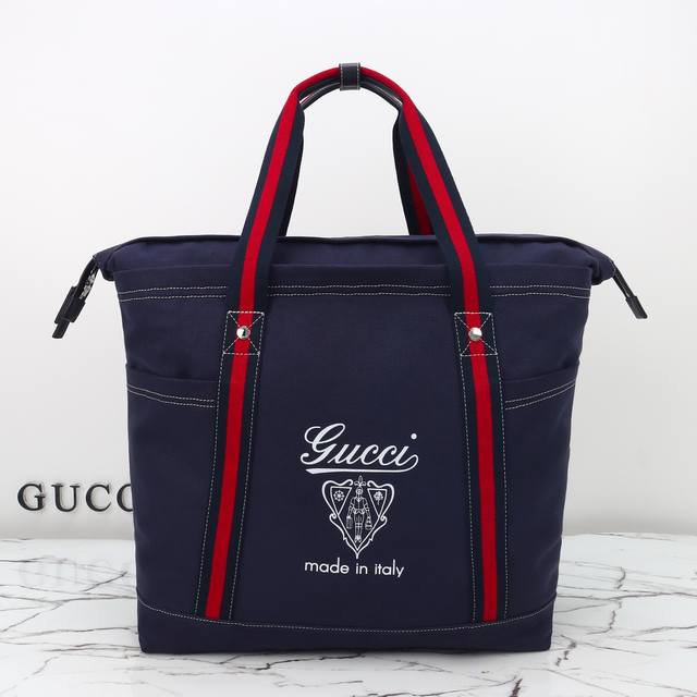 Counter quality, original leather, model number 816863 blue cloth size: width 39