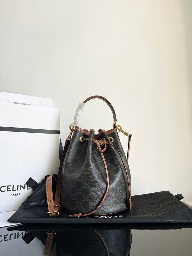 Original leather, all-steel hardware, new style drawstring handbag, old flower C