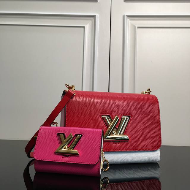 M55683 Red [Top Original] Two-piece Gemini Bag Water Ripple This chic small hand