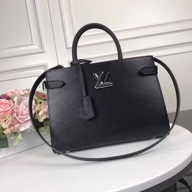 M54810 Black top-grade original Twist Tote handbag This Twist Tote handbag has m
