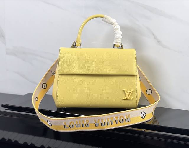 M59134 Yellow top original The new woven Clunybb handbag is an Epi leather with