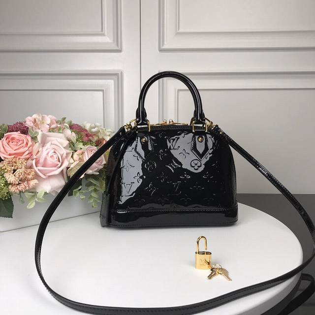 M91606g Top Original Alma Bb Handbag The lovely Alma Bb handbag is based on a cl