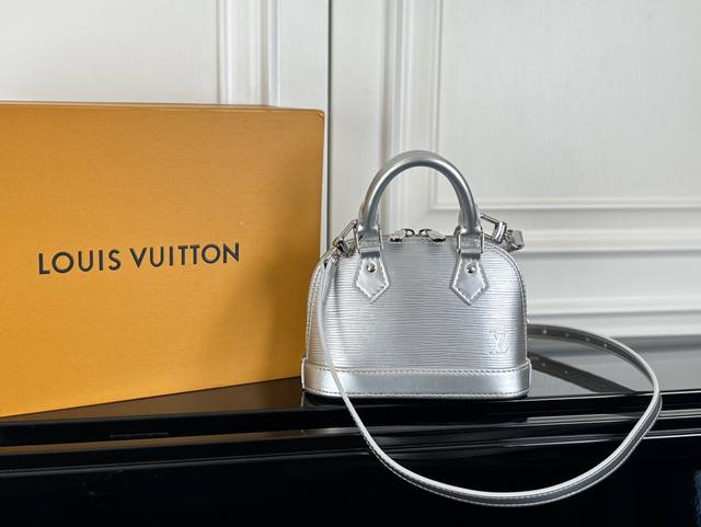 M81945 Silver Top Original The Nano Alma is a miniature version of Louis Vuitton