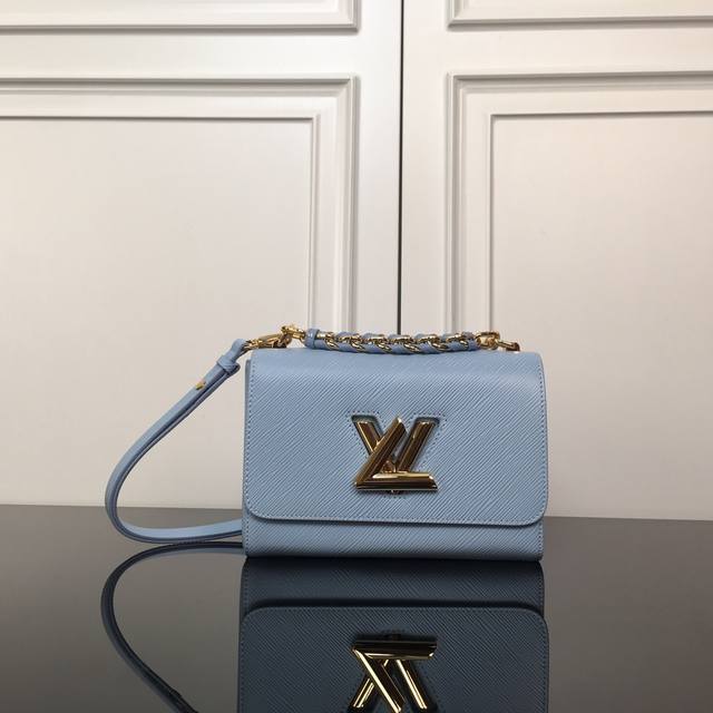M21721 Powder blue top original In the spring of 2018, Louis Vuitton launched a