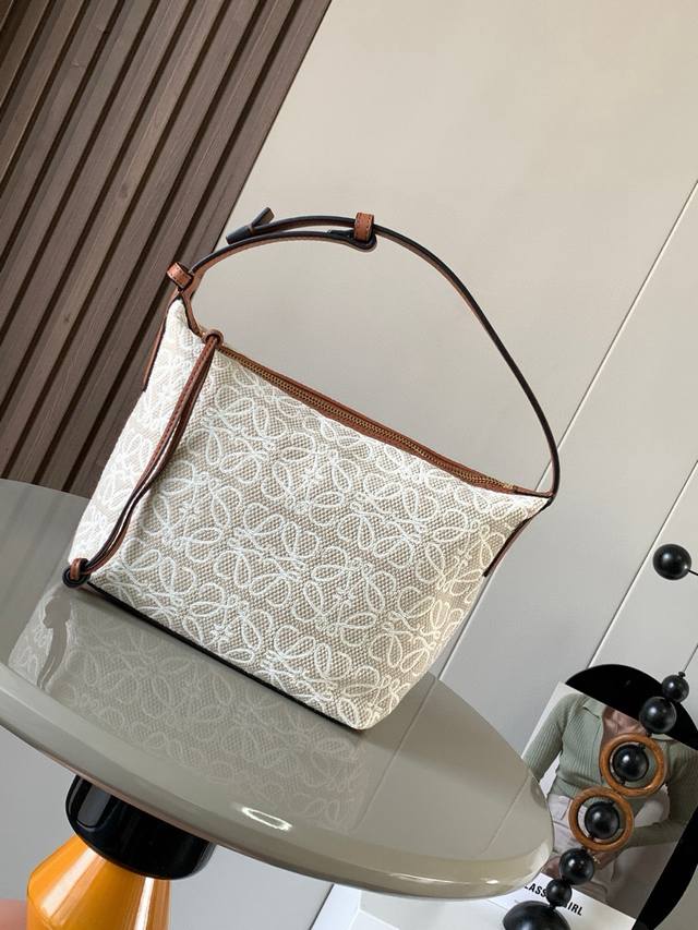 Anagram jacquard and cow leather Cubi handbag Small lunch bag ~ Cubi lunch box b