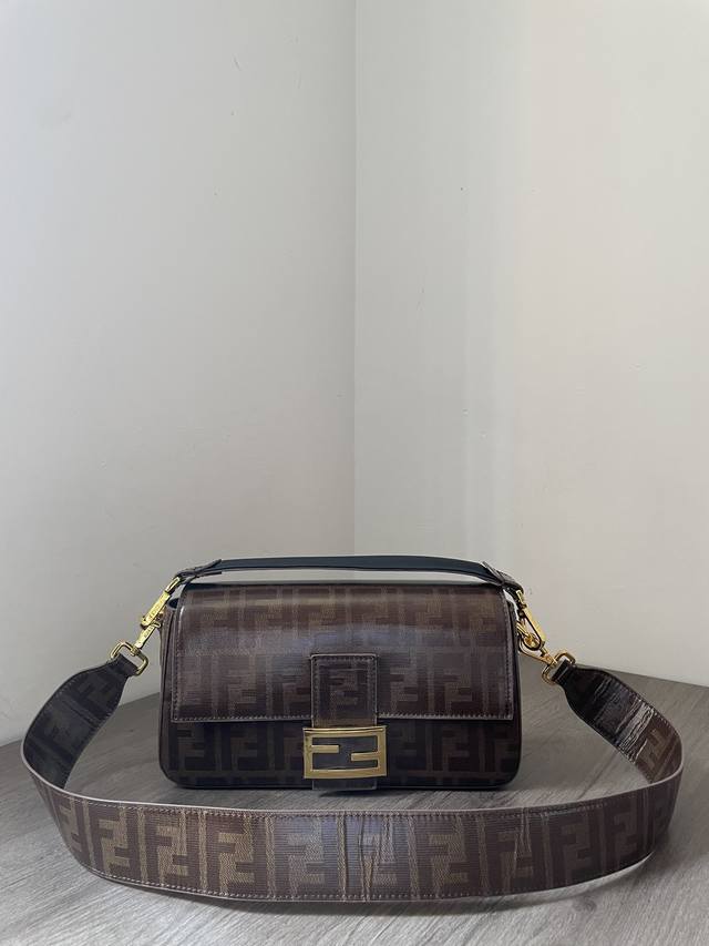 Fend1 latest limited series Baguette baguette bag classic double F fabric logo i
