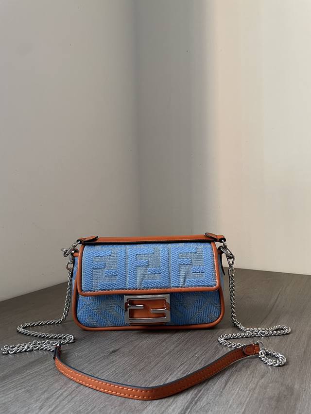 Limited Edition Mini Baguette! Hand in hand with embroidered letter F. Made of F