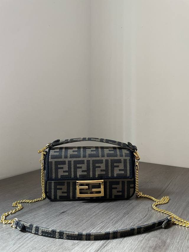 Baguette baguette bag classic double F fabric logo iconic chain shoulder strap l