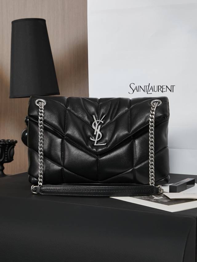 Original leather full set original packaging 29cm black silver buckle Loulou Puf
