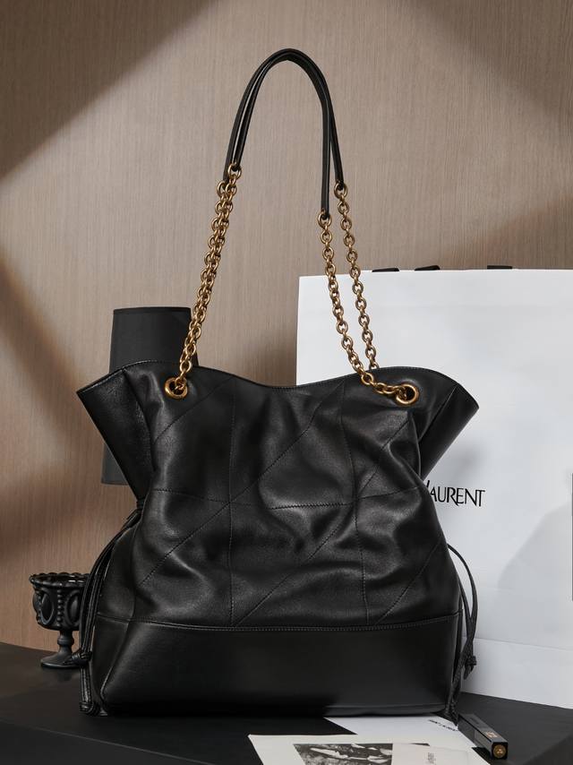 Original leather, full set of original packaging Black sheepskin and gold Ysl ne
