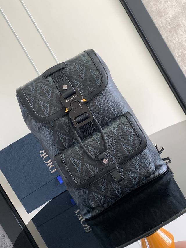 This Dior Hit The Road shoulder bag is a new arrival for Fall 2023, highlighting