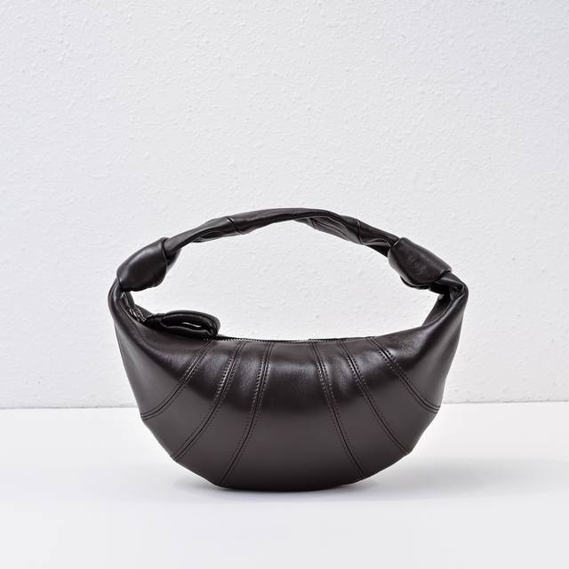 Horn Underarm Bag Mini Material: Grade A Sheepskin Size: 28