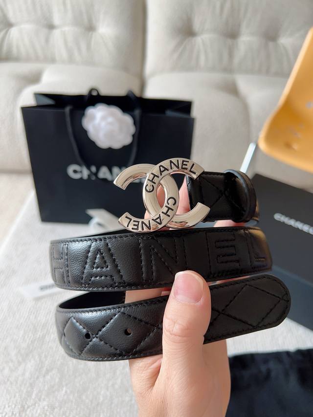 Chanel Italy imported first layer diamond calfskin with flat bottom, with vacuum