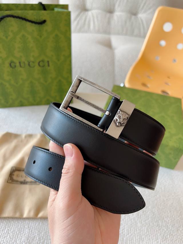 Gucci double-sided Italian imported first-layer calfskin, with vacuum-plated ant