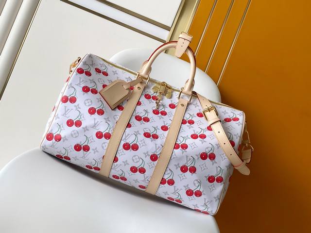 M13764 White Cherry 163C01 Chip The Keepall Bandouli